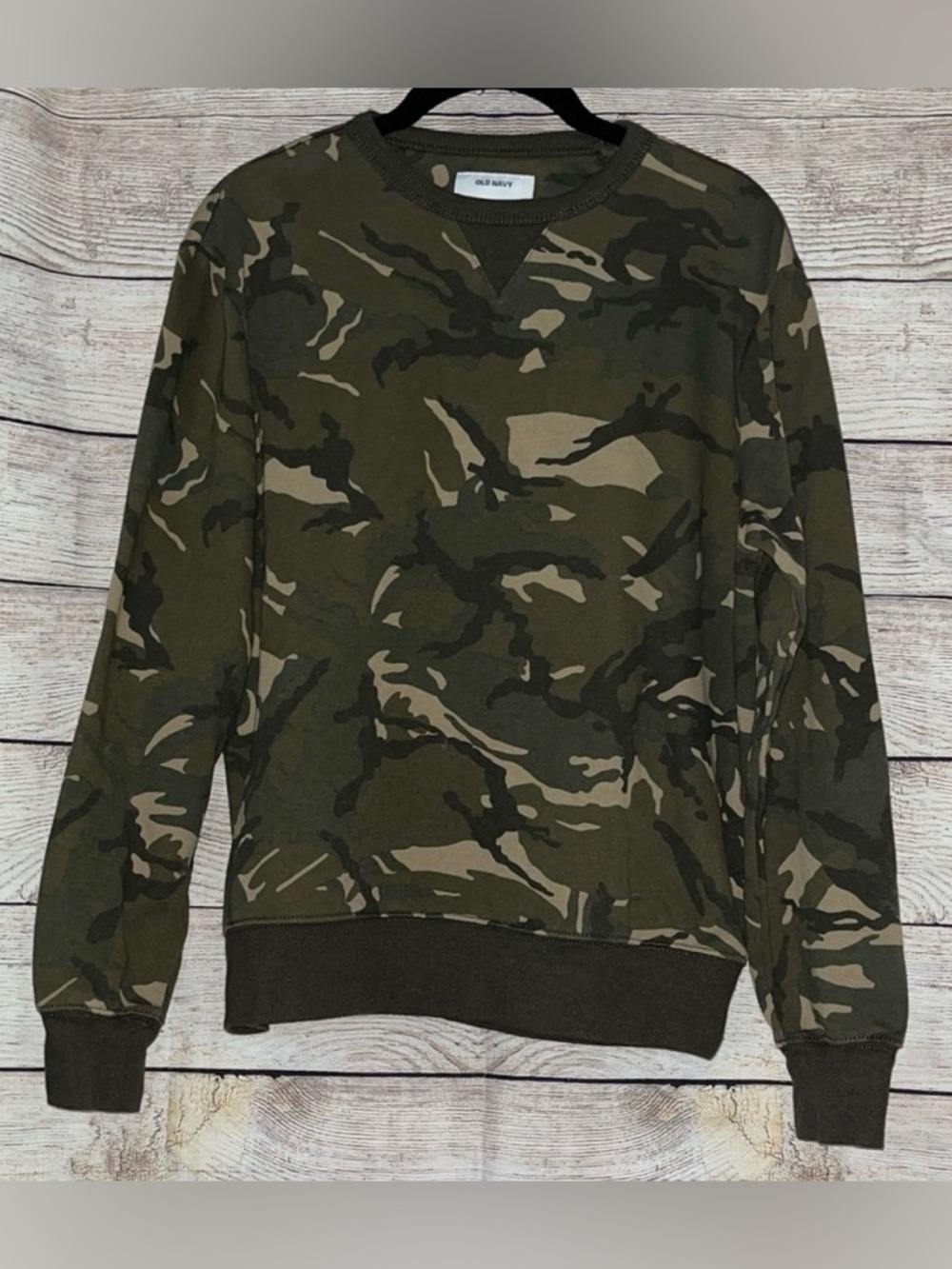🤎3/$10 Old Navy Camouflage Sweater Size Small